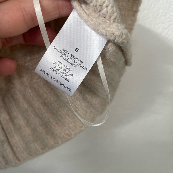 Pink Rose Cable Sweater Vest in Oatmeal - Picture 5 of 5